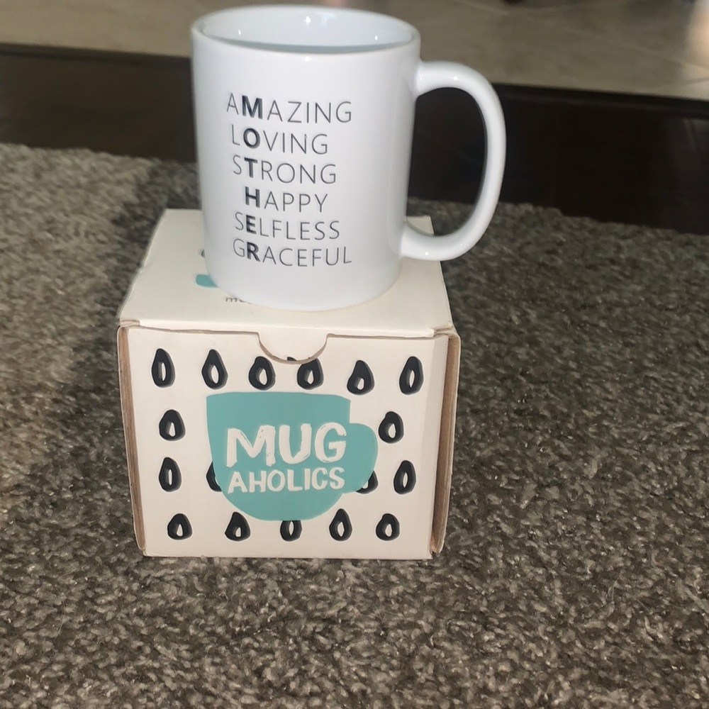 PERFECT FOR MOTHERS DAY Never Used, New in the Box Mother Mug